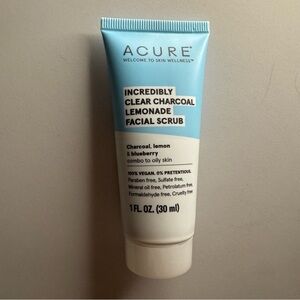 Acure Incredibly Clear Charcoal Lemonade Facial Scrub